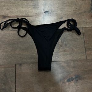 BLACK CHEEKY SWIMSUIT HIGH WAISTED BOTTOMS